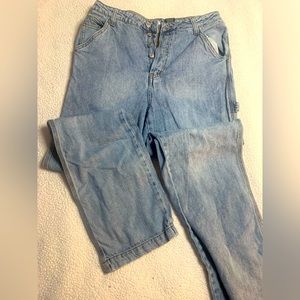 Boyfriend got womens jeans with extra pocket light blue